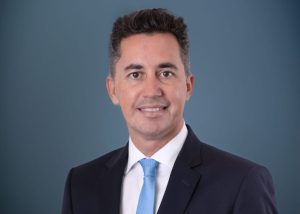 El ministro Manuel Calvo asume la Jefatura de Gabinete