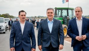 Llaryora inauguró un tramo de la Autopista 19 y destacó el empleo que genera la obra pública