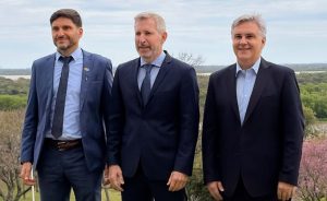 Llaryora volvió a reclamar un plan de infraestructura para potenciar el desarrollo del interior productivo